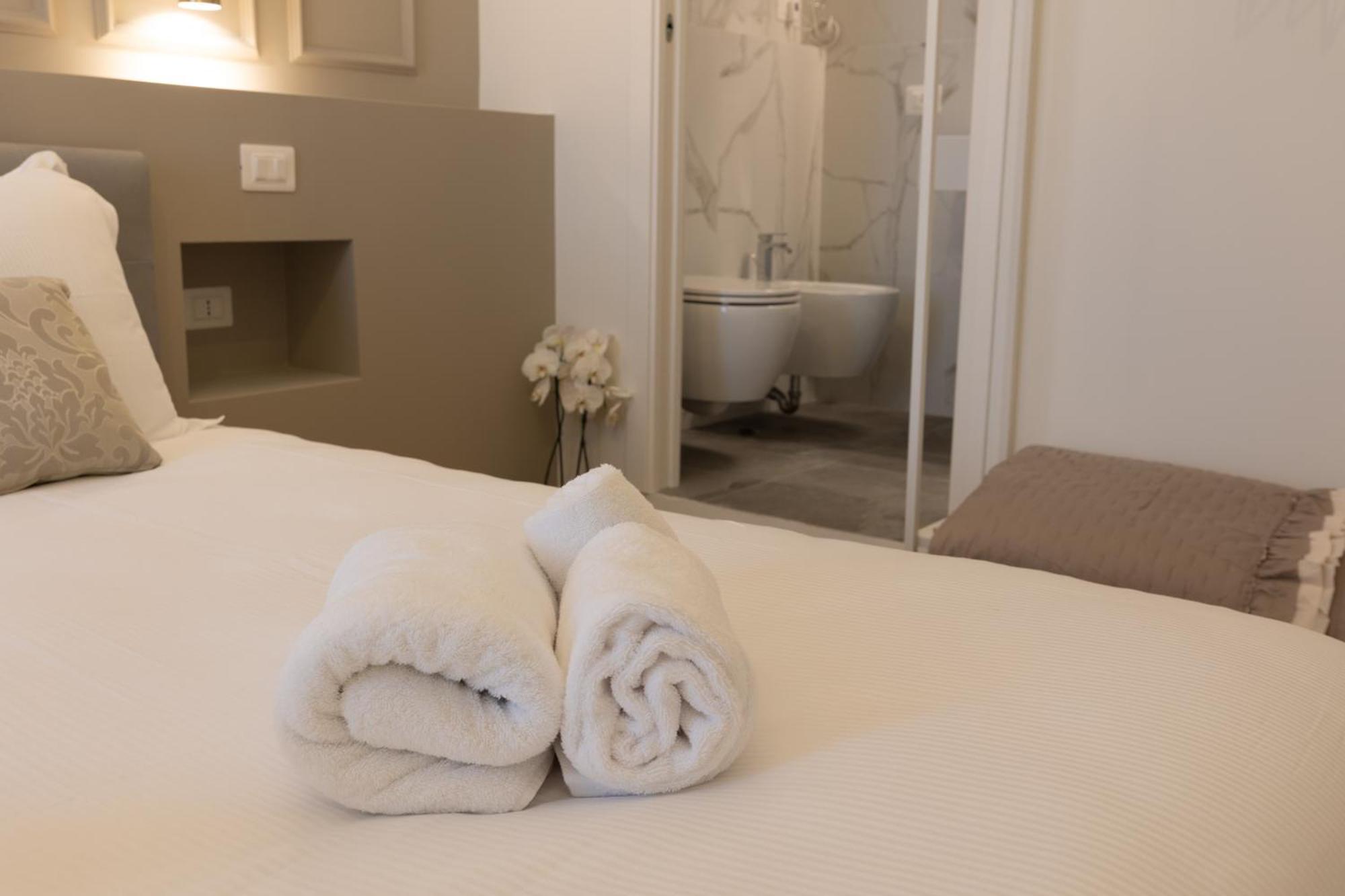 De Vince Suites - Luxury Rooms - Roma Termini Exterior photo