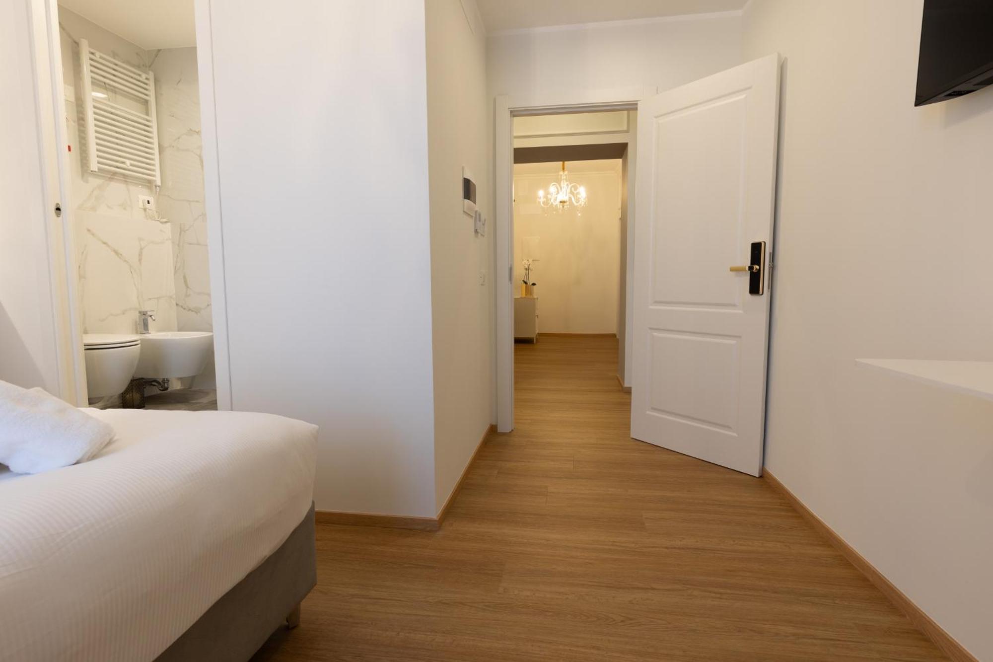De Vince Suites - Luxury Rooms - Roma Termini Exterior photo