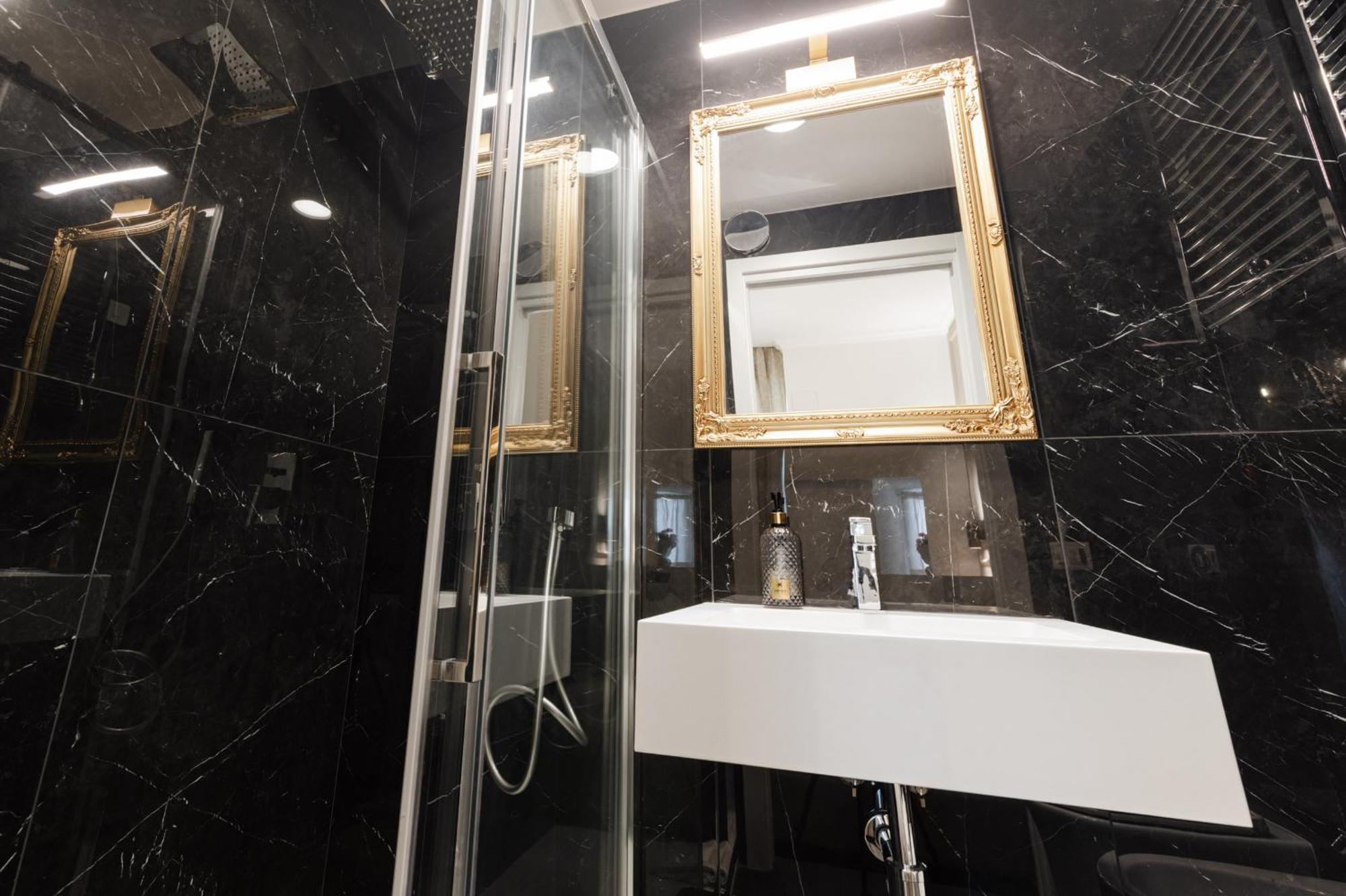 De Vince Suites - Luxury Rooms - Roma Termini Exterior photo